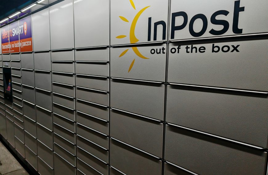 Jak odebrać paczkę z paczkomatu Inpost?