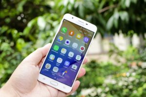 telefon z androidem